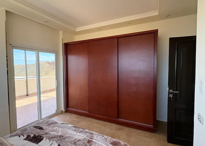 Apartment Sea