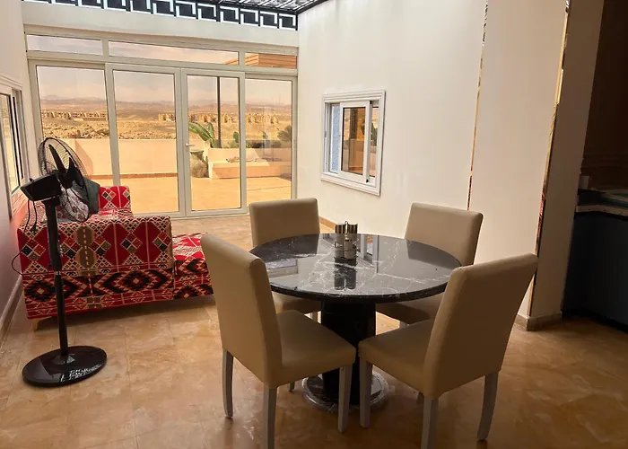 Sea Apartment *